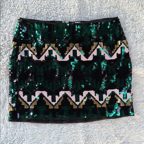 H&M Divided Sequin Embellished Skirt - Picture 1 of 3